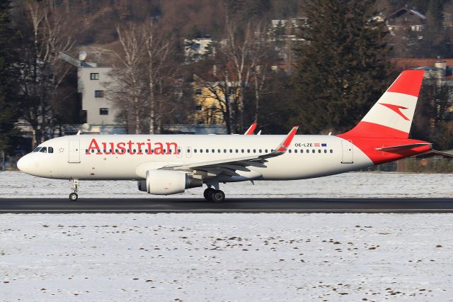 Airbus A320 (OE-LZE)