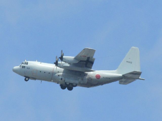Lockheed C-130 Hercules (N9052) - ZAMA,KANAGAWA,JAPAN