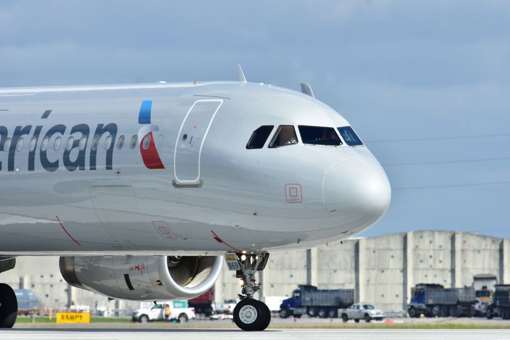 Airbus A321 —