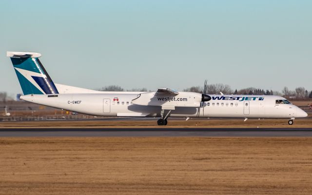 de Havilland Dash 8-400 (C-GWEF)