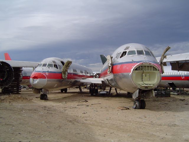 McDonnell Douglas MD-80 — - SCRAPPED