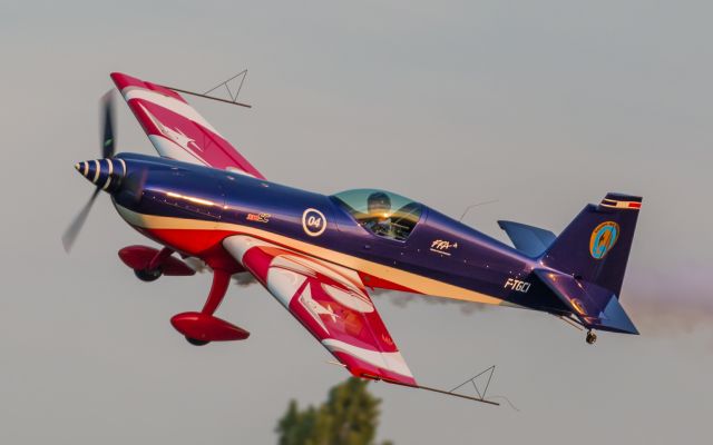 EXTRA EA-300 (F-TGCI) - Extra EA-330/SC (Aerobatic team of the French Air Force)