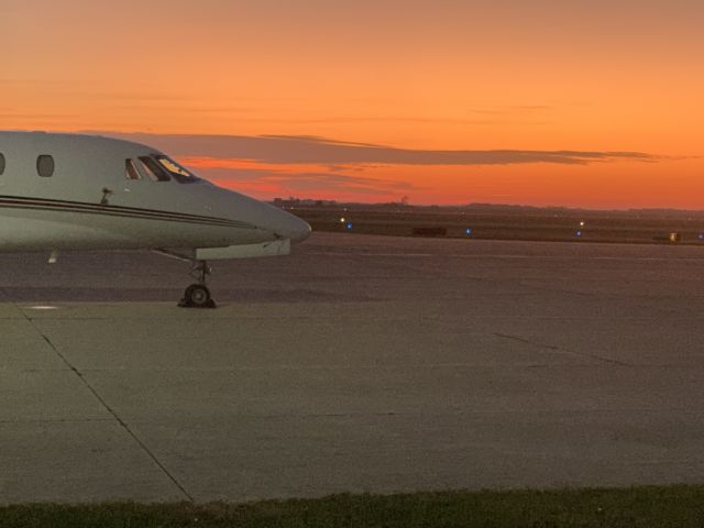 Cessna Citation Sovereign (N334QS) - Morning light 