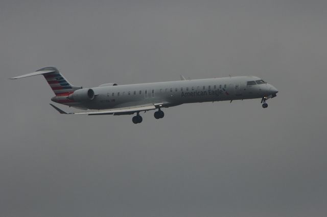 Canadair Regional Jet CRJ-200 (N571NN)