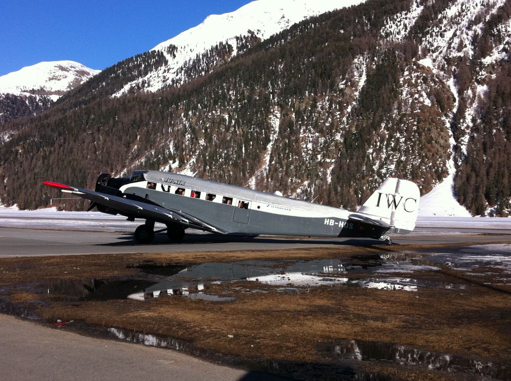 JUNKERS Ju-52/3m (HB-HOS) - A day at Samedan (St. Moritz) Apt.