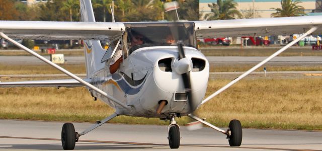 Cessna Skyhawk (N497SJ)