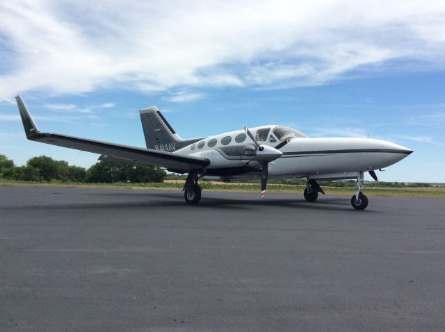 Cessna Chancellor (N414AV)