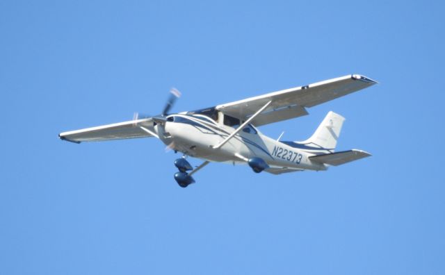 Cessna Skylane (N22373)