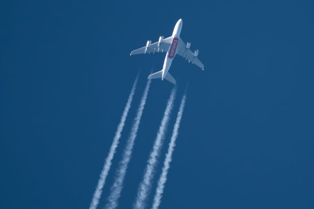 Airbus A380-800 (A6-EVO) - Flying over Dallas Tx heading to Houston Tx 