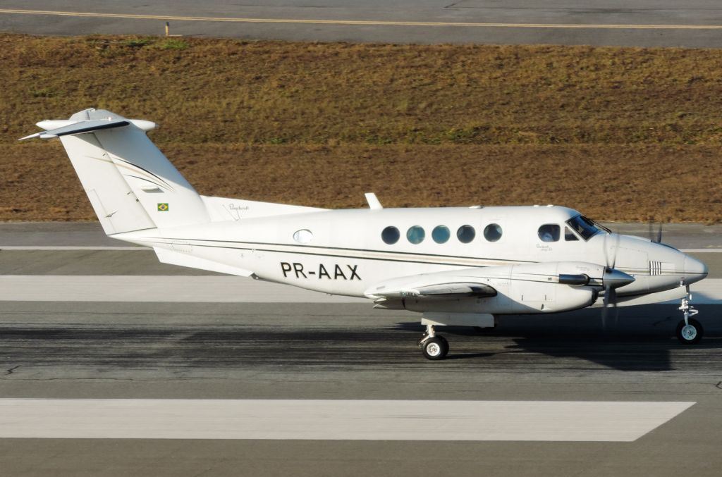 Beechcraft Super King Air 200 (PR-AAX)