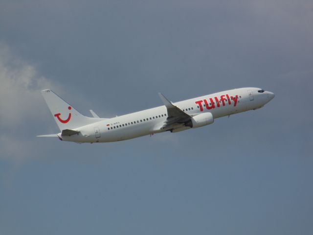 Boeing 737-800 (D-AHFS)