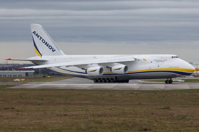 Antonov An-124 Ruslan (UR-82029)