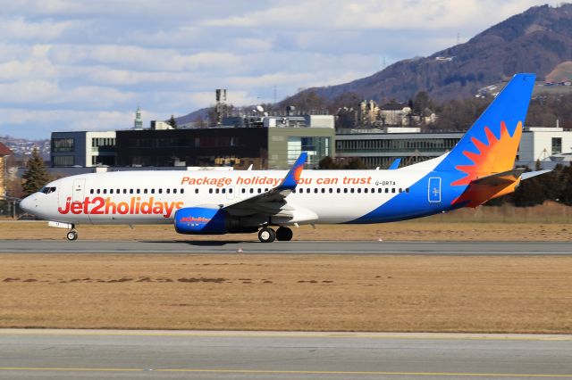 Boeing 737-800 (G-DRTA)