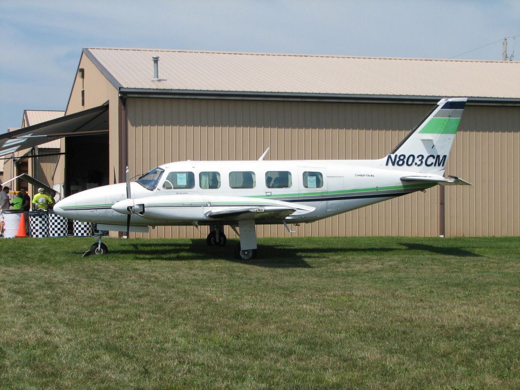 Piper Navajo (N803CM) - Smoketown Fly-In