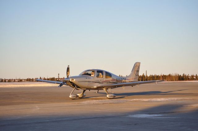 Cirrus SR-22 (N868CK) - SR22 CIRRUS DESIGN CORP  S/N3412 Parked at Woodwards Aviation Goose Bay, Labrador