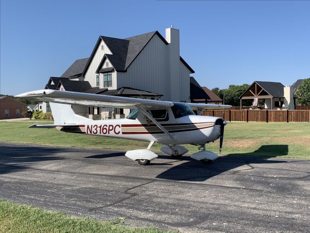 Cessna Commuter (N316PC)