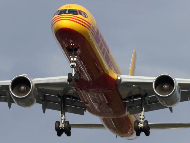 Boeing 757-200 — - On short final to London Heathrow.