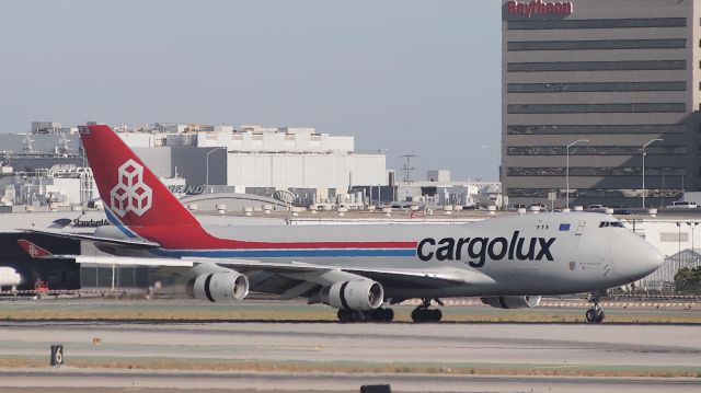 Boeing 747-400 (LX-SCV)