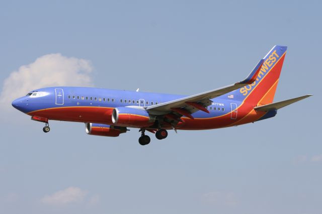 Boeing 737-700 (N477WN) - July 7, 2007 - arrived Baltimore BWI