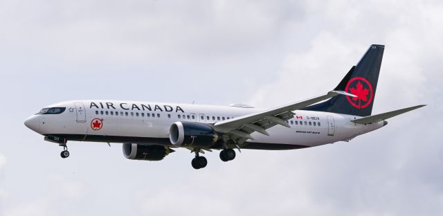 Boeing 737 MAX 8 (C-GEIV) - Surprise visit from Air Canada at RSW in their amazing Max 8.br /Photo taken 8/29/21.