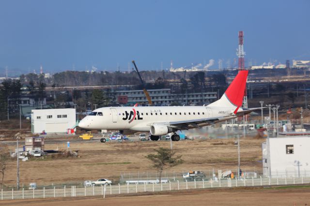 Embraer 170/175 (JA212J)