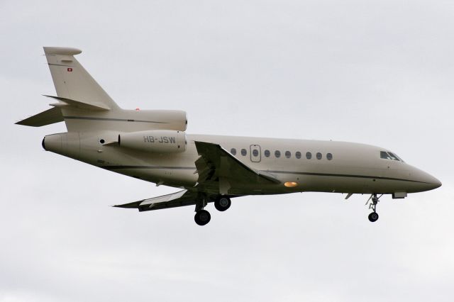 Dassault Falcon 900 (HB-JSW)