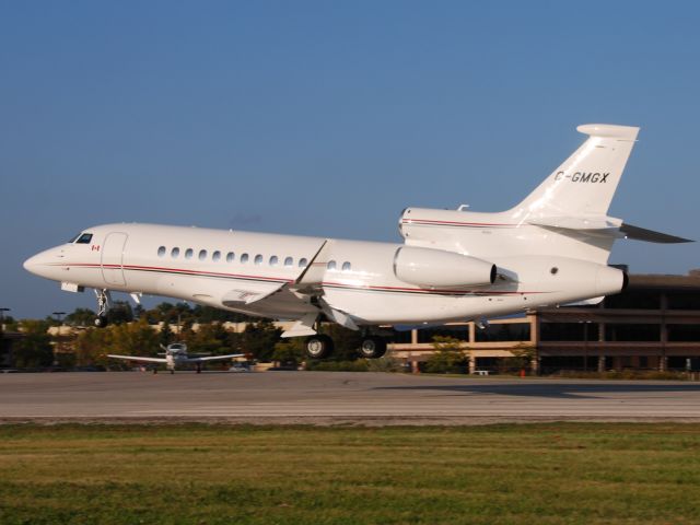 Dassault Falcon 7X (C-GMGX) - 1st Canadian 7X - of Magna Intl. returning from KLEX, registered 60 days ago, spent most of last month in Europe.   Seen here landing on runway 33 which is 3,902 feet. Sept 23/09