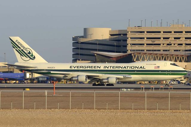 Boeing 747-200 (N482EV) - 747-212B N482EV first flew on August 1, 1973. Its construction number is 20713. It was delivered to Singapore Airlines as OV-SIB on August 29, 1973.