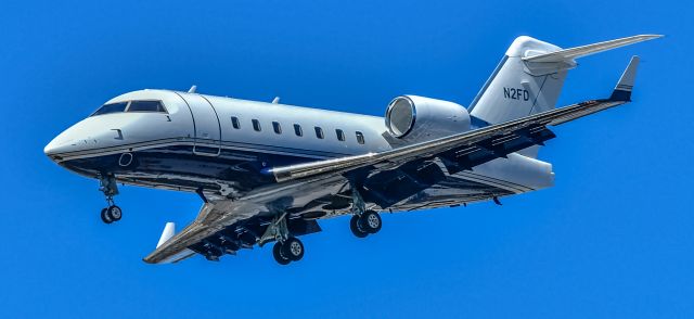 Canadair Challenger (N2FD) - N2FD Bombardier Challenger 604 s/n 5345 - Las Vegas - Harry Reid International Airport KLASbr /Photo: Tomás Del Corobr /USA - Nevada May 15, 2025