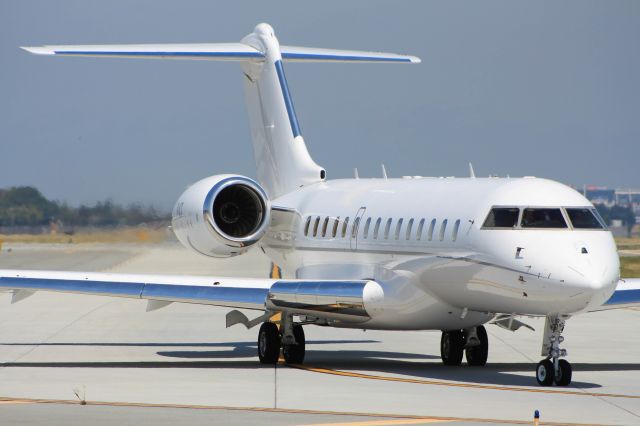 Bombardier Global Express (N4T)