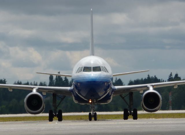 Airbus A320 (N458UA)