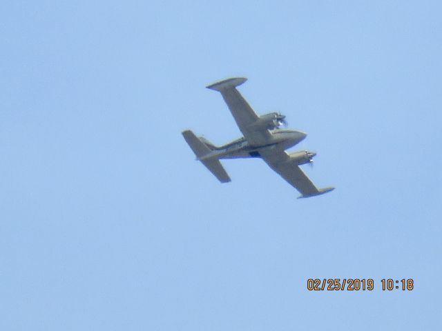 Cessna 310 (N1107Q)