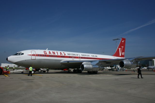 Boeing 707-100 (N707JT)