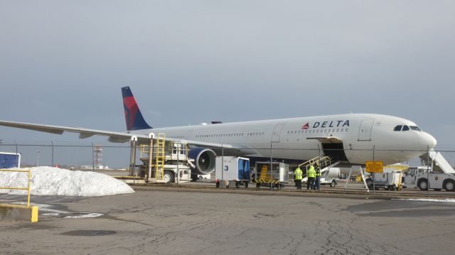 Airbus A330-300 (N819NW) - 1st one of 2022 PLUS it’s flown by the head of the Buffalo Aviation Community Phil Vitche