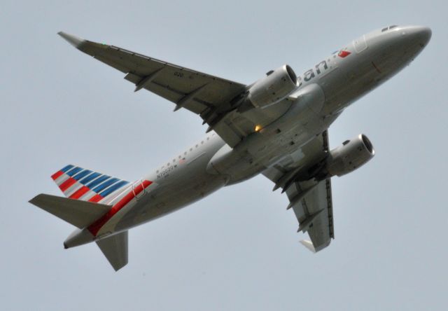 Airbus A319 (N70020)