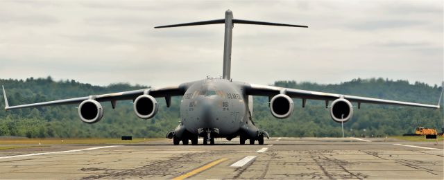 Boeing Globemaster III (94-0067) - Westfield, MA August 2017