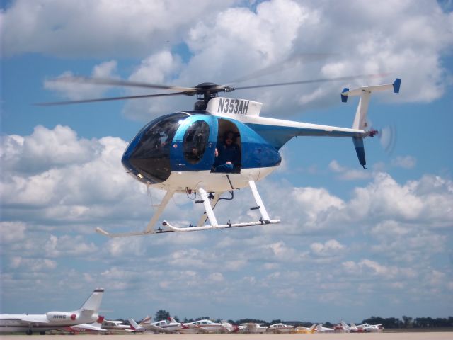 MD Helicopters MD 500 (N353AH)