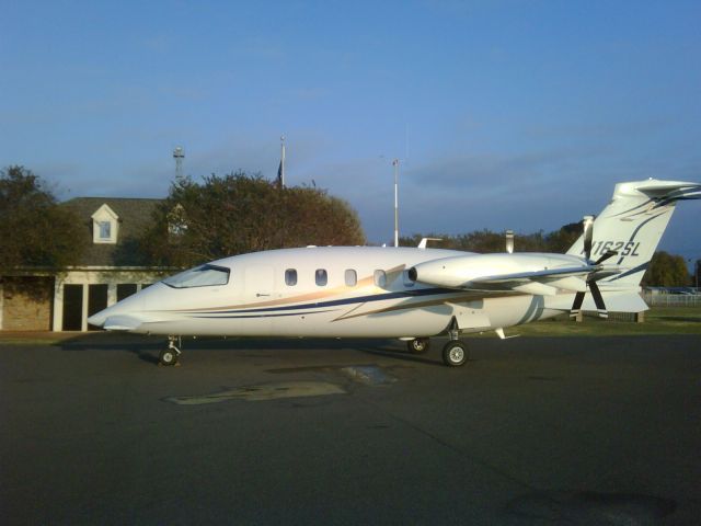 Piaggio P.180 Avanti (N162SL) - N162SL