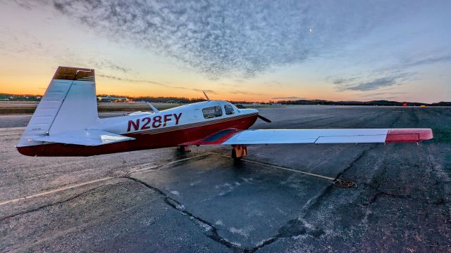 Mooney M-20 (N28FY)