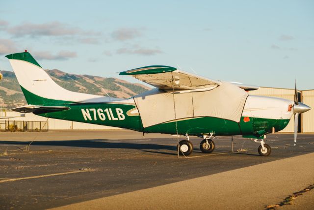 Cessna T210 Turbo Centurion (N761LB)