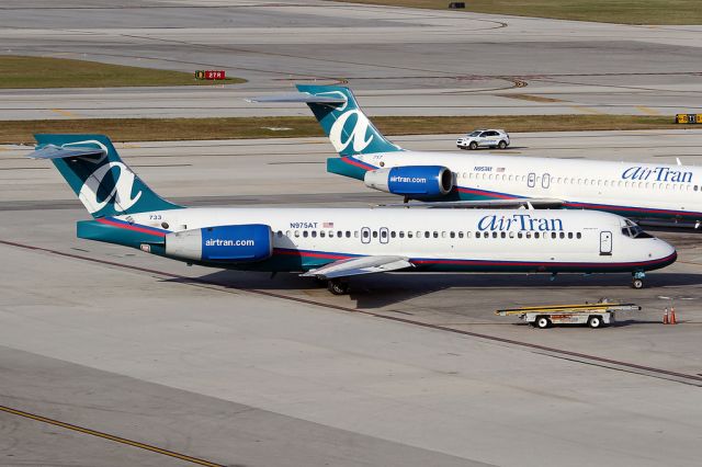 N975AT — - At the gate at FLL.