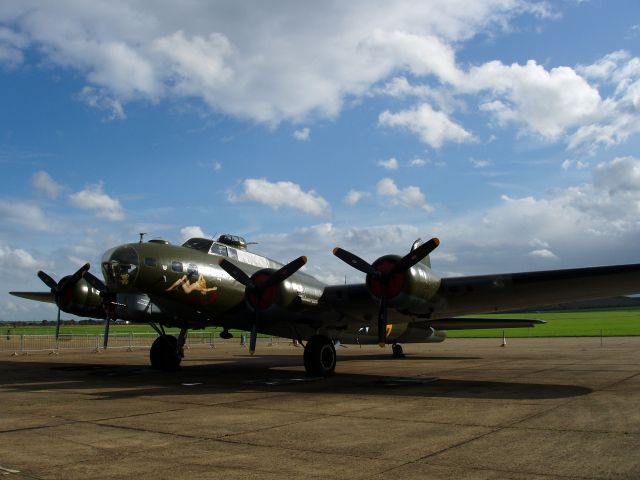 Boeing B-17 Flying Fortress —