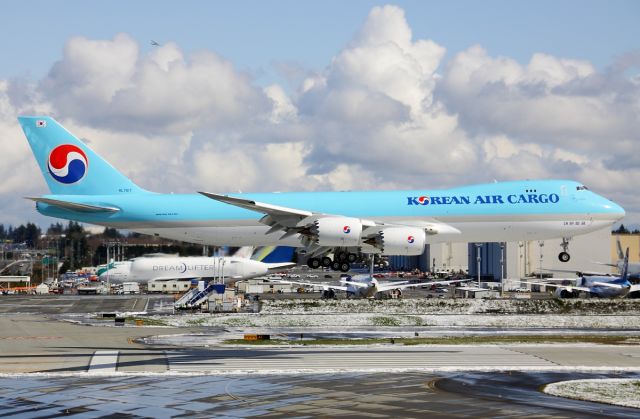 BOEING 747-8 (HL7617) - Korean Air Cargo HL7617 landing at Paine Field March 22, 2013.