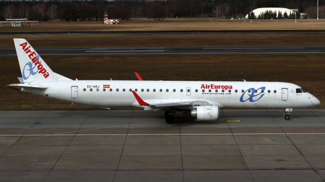 Embraer ERJ-190 (EC-KRJ)