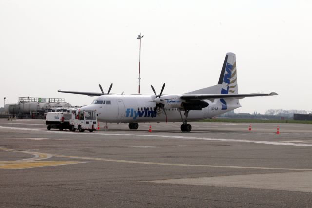 — — - antwerp airport