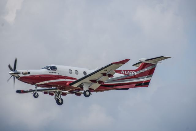 Pilatus PC-12 (N134PF)