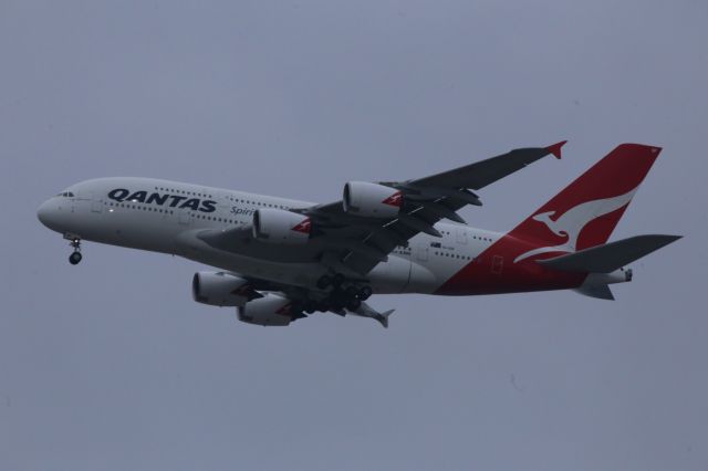 Airbus A380-800 (VH-OQF)