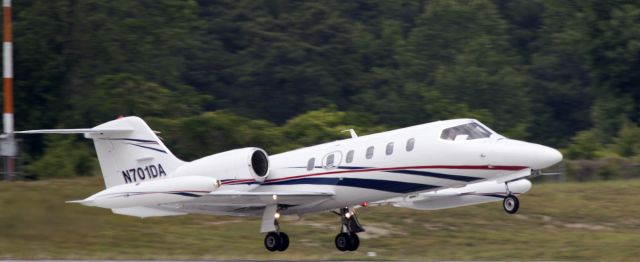 Learjet 35 (N701DA) - The aicraft is operated by CORPORATE FLIGHT MANAGEMENT (CFM).  www.flycfm.com