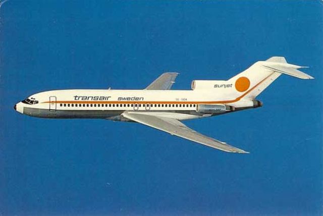 Boeing 727-100 (SE-DDA) - scanned from postcard