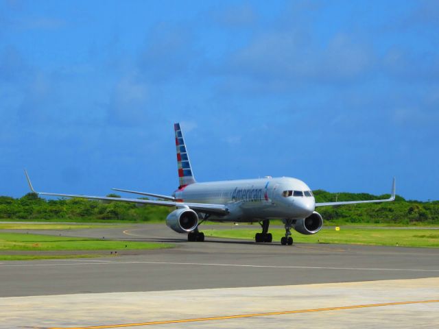 Boeing 757-200 (N178AA)